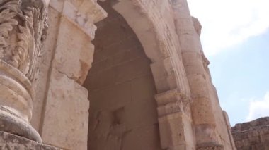Ürdün 'ün Jerash şehrindeki antik taş oymalarının detayları.