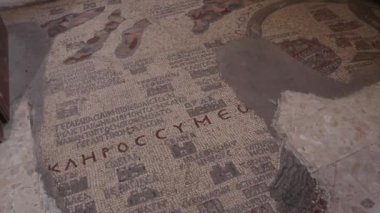 Mozaik haritası Ürdün 'deki Yunan Ortodoks Kilisesi' nin zeminini kaplıyor.