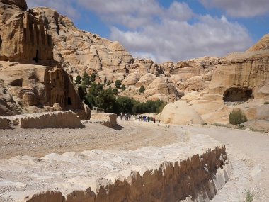 Ürdün 'ün Petra kentindeki tarihi Obelisk Mezarı.