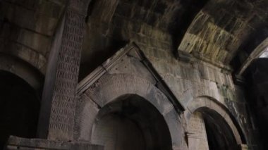 Haghpat ve Sanahin manastırlarındaki Ermeni antik haçkar