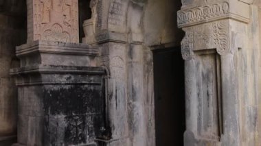 Haghpat ve Sanahin manastırlarındaki Ermeni antik haçkar