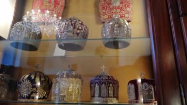 Etchmiadzin Katedrali 'nde tarihi ve sanatsal öneme sahip kilise eserleri.