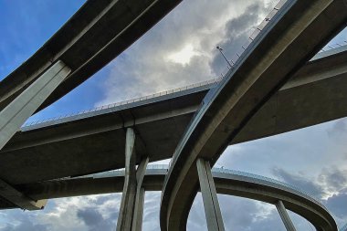 Bangkok, Tayland 'daki Endüstriyel Çevre Yolu Köprüsü manzarası