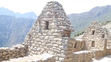 Machu Picchu 'daki İnka' nın antik taş düzenlemesi.