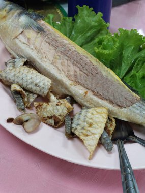 Soğuk Çin gri kefal balığı geleneksel bir Teochew tabağı