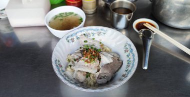 Phnom Penh, Kamboçya Sokak Eriştesi Masa Ayarları