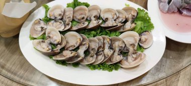 İstiridye Tabağı Sukiyaki için hazır.