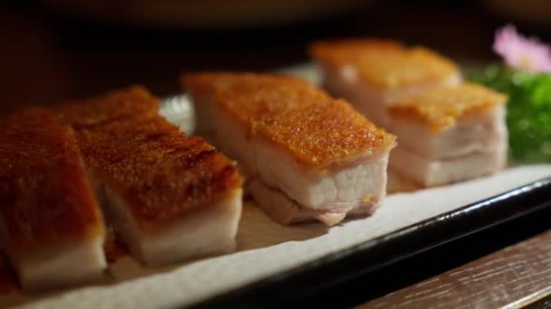 Experience Epitome Luxury Chinese Crispy Pork Glistening Perfect Balance Crispy — Stock Video