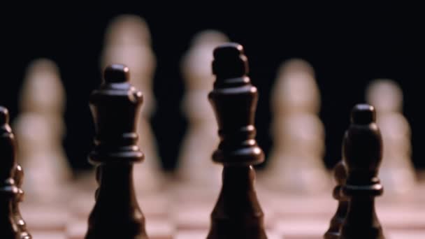Περιστρεφόμενη Σκακιέρα Κοντινό Πλάνο Macro Rack Focus Πυροβολήθηκε Arri Alexa — Αρχείο Βίντεο