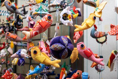 Many hanging hina dolls of Izu Inatori.