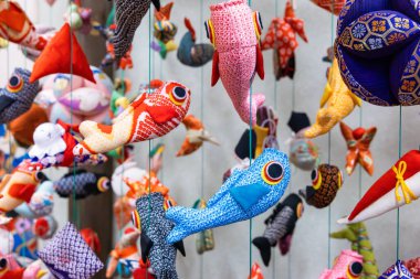 Many hanging hina dolls of Izu Inatori.