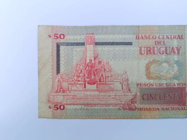 50 Uruguay pezosu. Elli pezo. Uruguay banknotu. Üst Manzara. Düz plan. İş konsepti. Beyaz arkaplan.