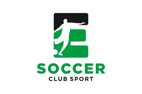 サッカークリエイティブ幾何学的なモダンなロゴデザインのベクトルイニシャル文字E — ストックベクタ