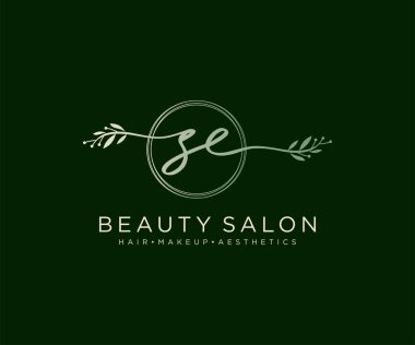 SE 'nin ilk kadın logo koleksiyonu şablonu. İmzalı el yazısı logosu, düğün, moda, mücevher, butik, çiçek ve botanik herhangi bir şirket için yaratıcı şablona sahip.