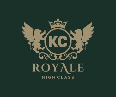 Harf KC logo şablonu lüks altın harfli taç. Monogram alfabesi. Güzel kraliyet baş harfleri.