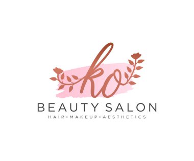 KO kadın logo koleksiyonu şablonu. İlk imzalı el yazısı logosu, düğün, moda, mücevher, butik, çiçek ve botanik, herhangi bir şirket veya işletme için yaratıcı şablona sahip..
