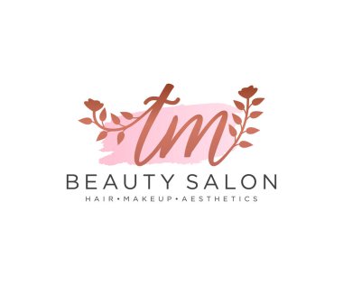 TM kadınsı logo koleksiyonu şablonu. İlk imzalı el yazısı logosu, düğün, moda, mücevher, butik, çiçek ve botanik, herhangi bir şirket veya işletme için yaratıcı şablona sahip..