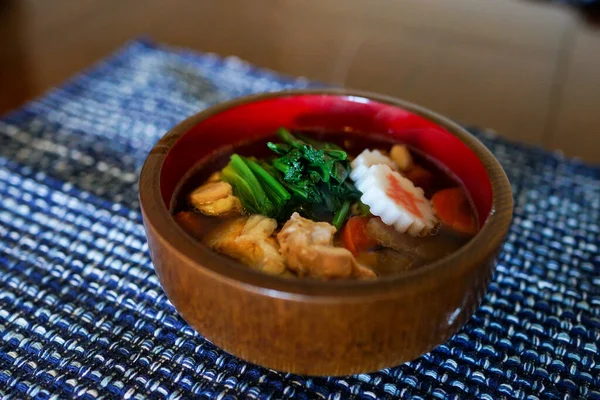 欧佐尼 日本传统的新年汤菜 — 图库照片