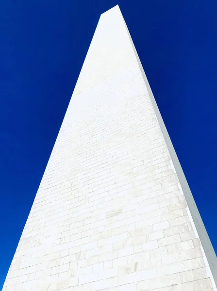 Μνημείο Της Ουάσιγκτον Ενάντια Μια Σαφή Μπλε Ουρανό — Φωτογραφία Αρχείου