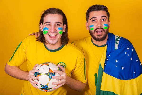 Amigos Brasileiros Latino Americanos Diversidade Torcida Pelo Brasil Copa Mundo — Fotografia de Stock