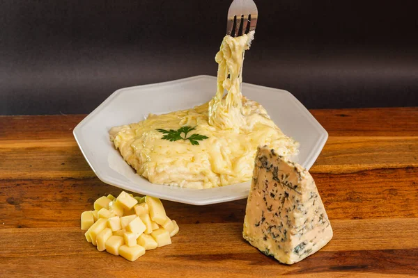 Čtyři Sýrové Lasagne Sýrové Lasagne Lasagne Boloňské Těstoviny Makarony Natahovací — Stock fotografie