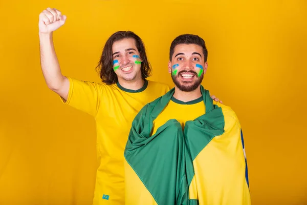 Braziliaanse Vrienden Latijns Amerikanen Diversiteit Juichen Voor Brazilië Het Wereldkampioenschap — Stockfoto