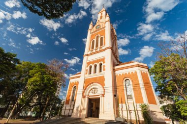 Ribeiro Preto So Paulo Brazil - Haziran 2022: Ribeiro Preto So Sebastio Metropolitan Katedrali, Ribeiro Preto Preto, So Paulo Eyaleti 'nde yer almaktadır..