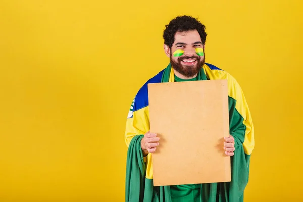 Kaukasische Man Met Baard Braziliaan Voetbalfan Uit Brazilië Bord Voor — Stockfoto