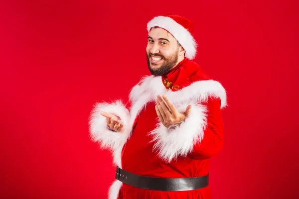 Brasilianischer Mann Weihnachtsmann Kleidung Einladend Mit Händen Kommen — Stockfoto