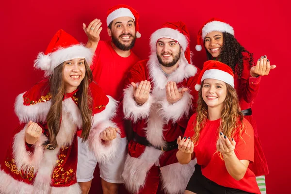 Brezilya Arkadaşlar Noel Kıyafetleri Noel Baba Davetkar Eller — Stok fotoğraf