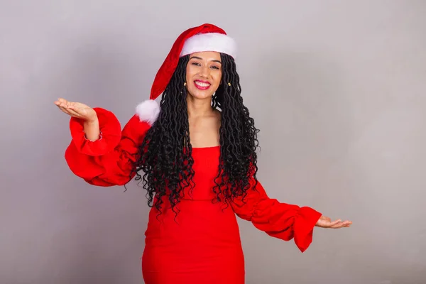 Mulher Negra Brasileira Vestindo Roupas Natal Feliz Natal Sorrindo Bem — Fotografia de Stock