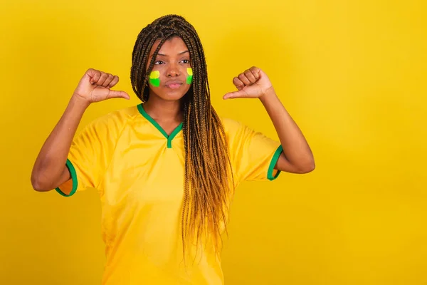 Donna Colore Giovane Appassionato Calcio Brasiliano Antipatia Antipatia Disapprovazione Calcio — Foto Stock