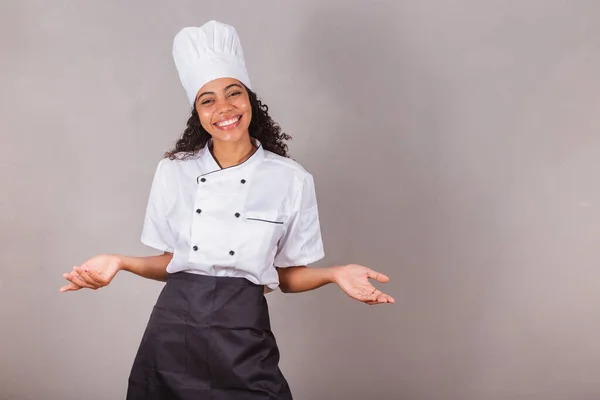 Jeune Femme Brésilienne Noire Cuisinière Chef Cuisinier Bras Ouverts Bienvenue — Photo