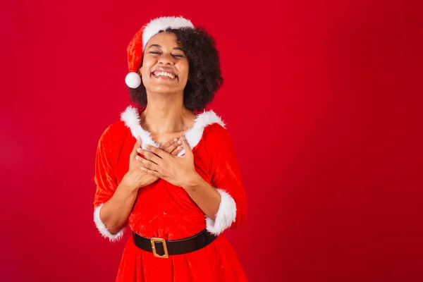 Mooie Zwarte Braziliaanse Vrouw Verkleed Als Kerstman Mama Claus Dankbaarheid — Stockfoto