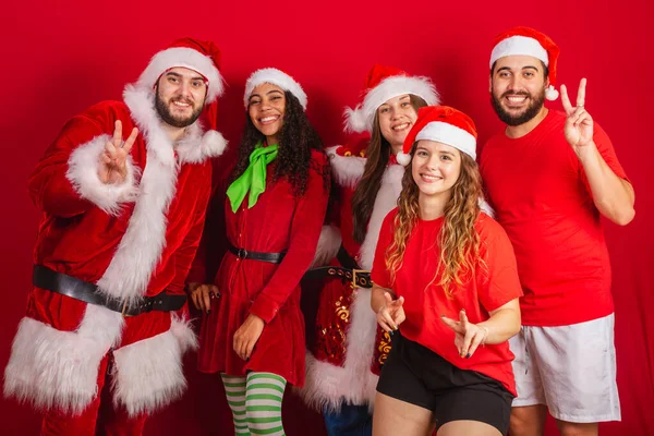 Brezilya Arkadaşlar Noel Kıyafetleri Noel Baba Kutlama — Stok fotoğraf