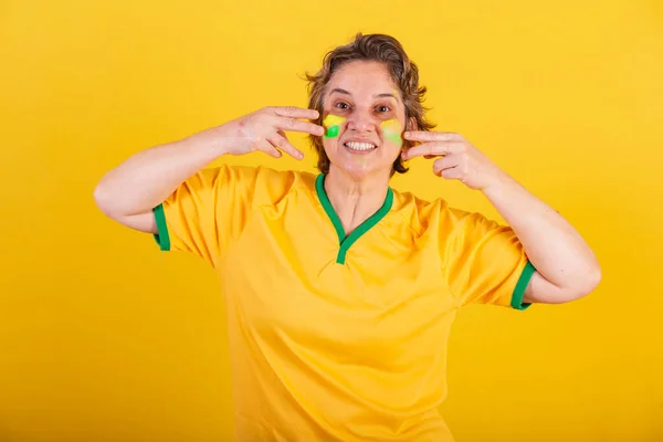 Adult Adult Woman Soccer Fan Brazil Putting Paint Her Face — Stock Photo, Image