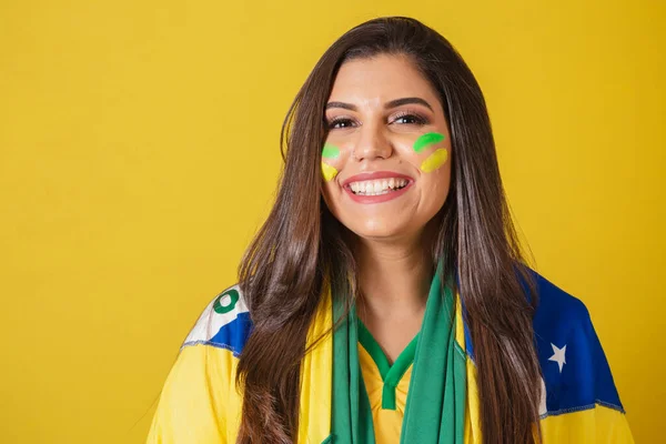 Brezilya Nın Kadın Destekçisi 2022 Dünya Kupası Brezilya Bayrağını Kamuflaj — Stok fotoğraf