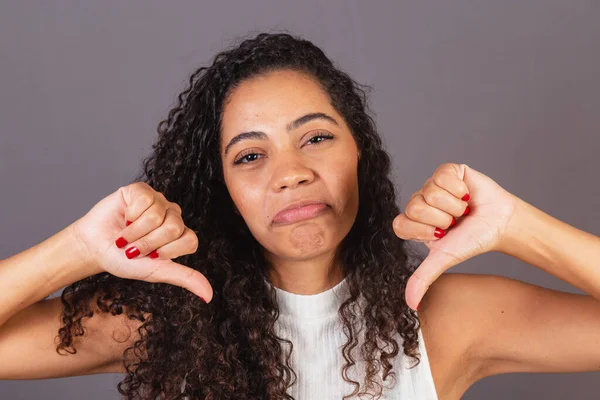 Young Brazilian Black Woman Sign Dislike Disapproval Bad Close Photo — Stock Photo, Image