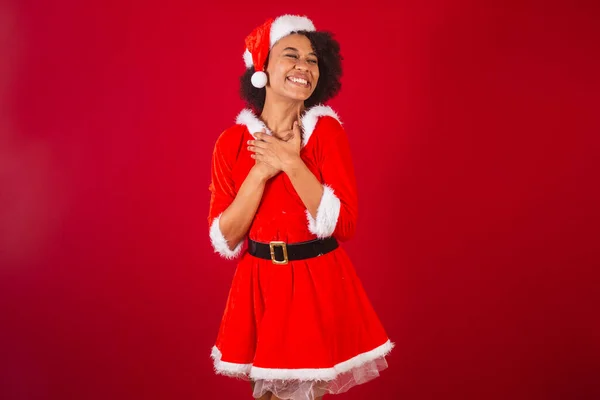 Noel Baba Gibi Giyinmiş Güzel Siyah Brezilyalı Kadın Anne Noel — Stok fotoğraf
