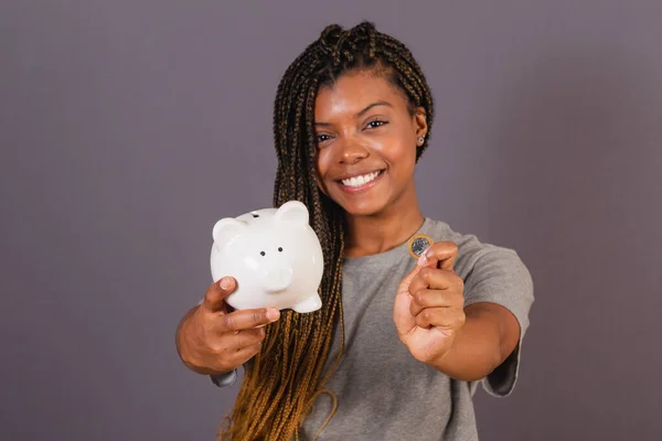 Young Afro Brazilian Woman Holding Piggy Bank Coin Concept Economy — Stock Photo, Image