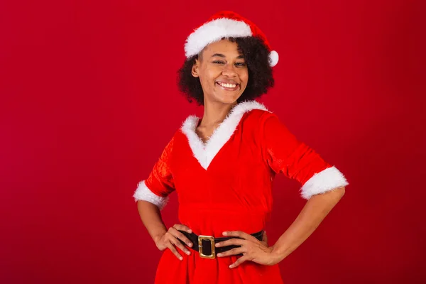 Mooie Zwarte Braziliaanse Vrouw Verkleed Als Kerstman Mama Claus Handen — Stockfoto