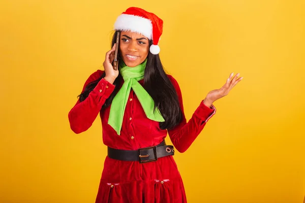 Hermosa Mujer Brasileña Negra Vestida Con Ropa Navidad Santa Claus —  Fotos de Stock