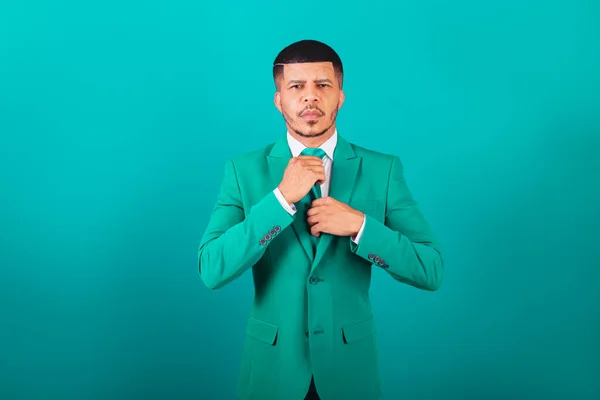 Brazilian Black Man Dressed Suit Green Tie Businessman Tidying Your — Stock Photo, Image