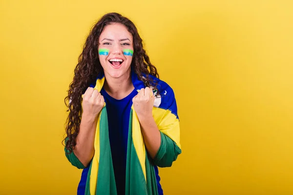 Ventilador Fútbol Mujer Ventilador Brasileño Copa Del Mundo Sosteniendo Bandera —  Fotos de Stock