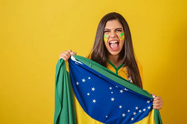 Mulher Apoiante Brasil Copa Mundo 2022 Campeonato Futebol Segurando Bandeira — Fotografia de Stock