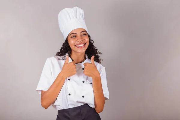 Jeune Femme Brésilienne Noire Cuisinière Chef Cuisinier Signe Pouce Approbation — Photo