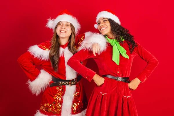 Два Бразильські Друзі Одягнені Різдвяний Одяг Санта Клаус — стокове фото