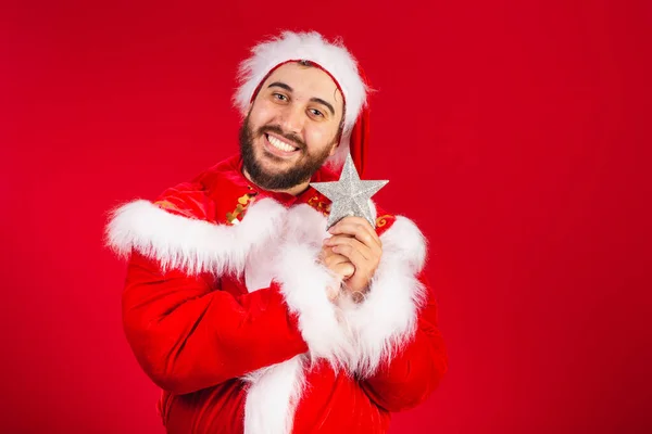 Hombre Brasileño Vestido Con Ropa Santa Claus Celebración Estrella Navidad —  Fotos de Stock