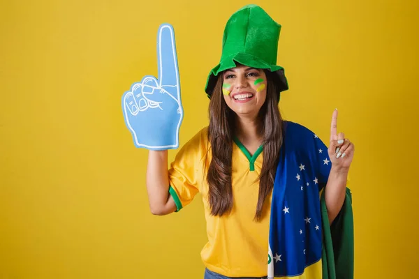 Mujer Partidaria Brasil Copa Del Mundo 2022 Bailando Con Dedo —  Fotos de Stock