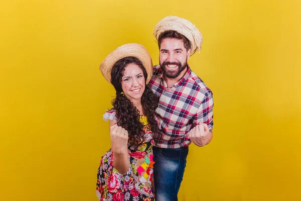 Vackra Par Klädda Typiska Kläder För Festa Junina Arraia Sao — Stockfoto